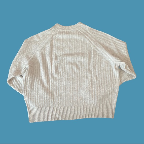 pull and bear sweater - size XS - Picture 2 of 2